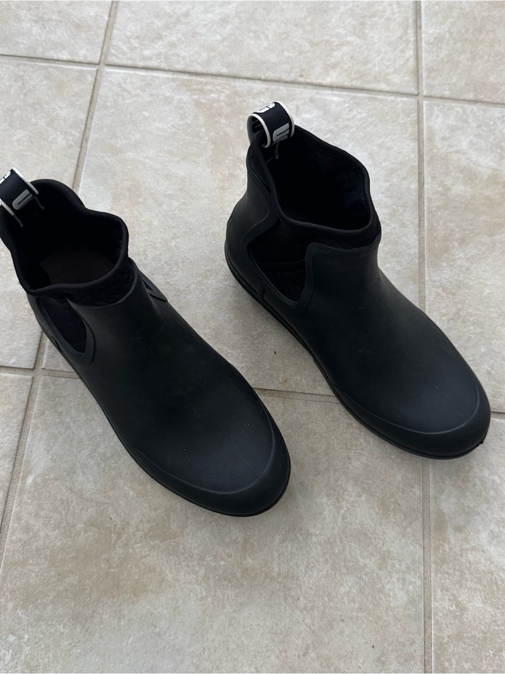 UGG Womens Droplet Black Rubber Chelsea Rain Boots Waterproof Ankle Shoes 6